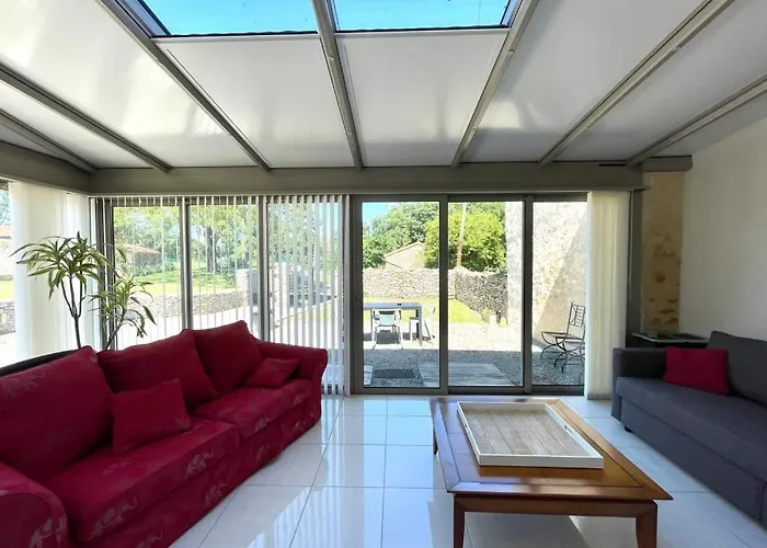 펜션 La Frouardiere, 3 De Charme *