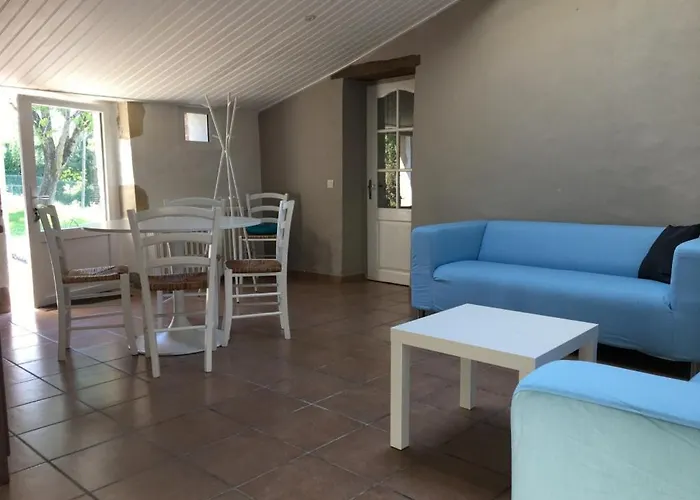 Hébergement de vacances La Frouardière, 3 De Charme *